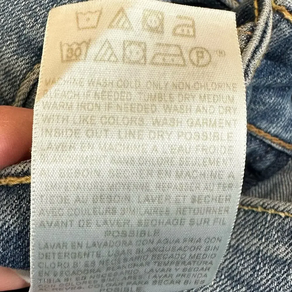 Levi's Bold Curve Bootcut Light Blue Jeans Size 12/31 NWT